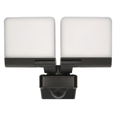 brennenstuhl®Connect LED WiFi Strahler mit Infrarot-Bewegungsmel