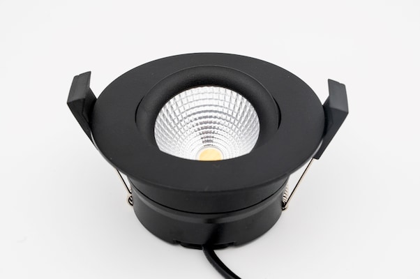 Shelly LightSolutions Hilux DS8 Black Hilux DS8 LED Einbaustrahler · 2200-6500K · CRI95 · 600lm · BT · WLAN · schwarz