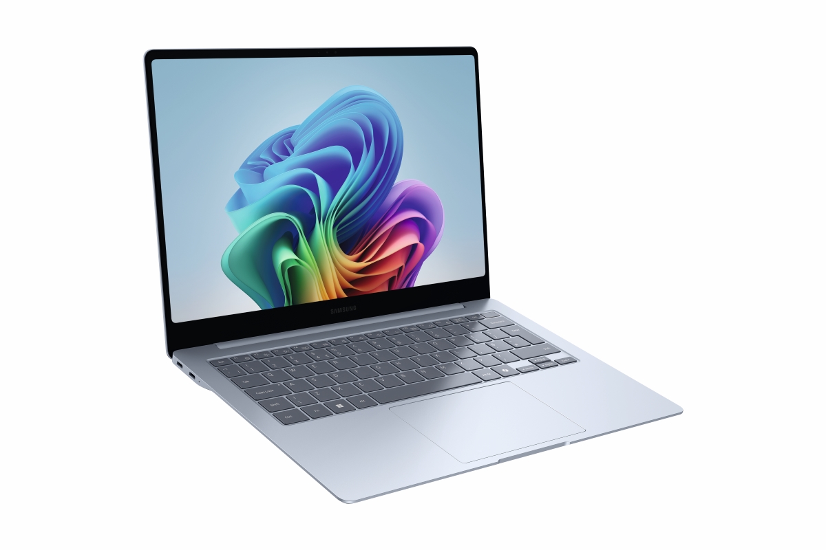 Samsung Galaxy Book 4 Edge, Copilot + PC B-Ware - 14 Zoll 8CX CPU 12C GPU 512 GB SSD 16 GB RAM W11H Icy Blue