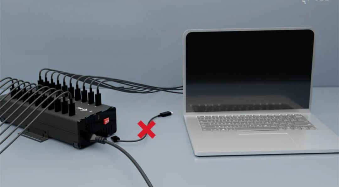 i-tec USB-C/USB-A Metal Charging+Data HUB_4