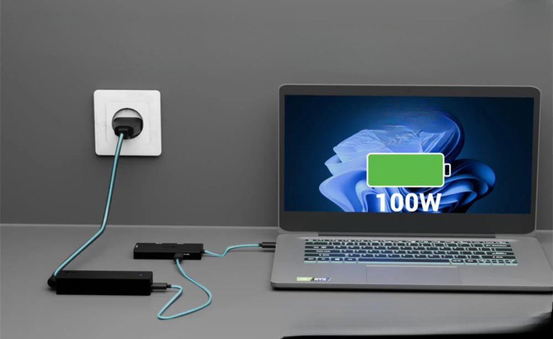 i-tec USB-C Triple 4K HDMI Video Adapter, Power Delivery 100W_2