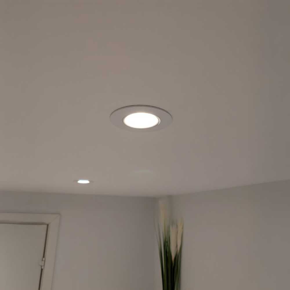 Shelly LightSolutions Hilux DS8 White_2